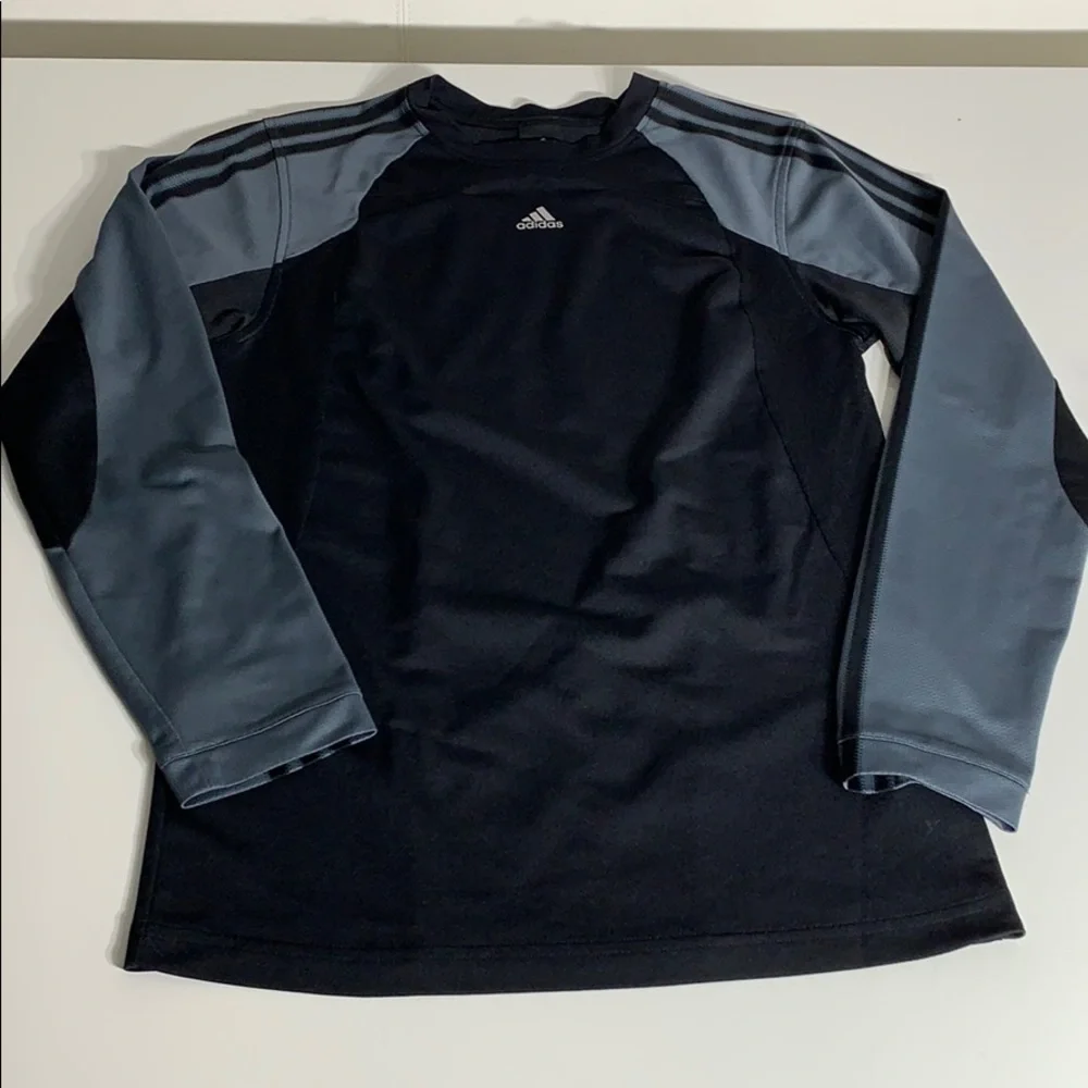 Adidas men’s long sleeve work out performance top shirt small